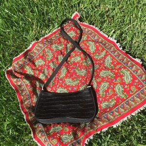 CROSSBODY ME TOO PURSE